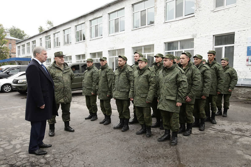 Алексей Русских поручал обеспечить мобилизованных из Ульяновской области всем необходимым