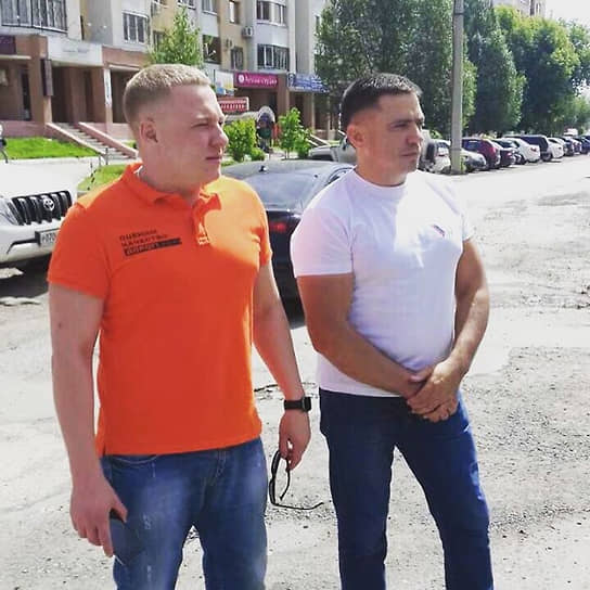 Активист самарского реготделения ОНФ Аркадий Лазарев (слева)
