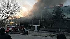 В Самаре горит административное здание рядом с КРЦ «Звезда»