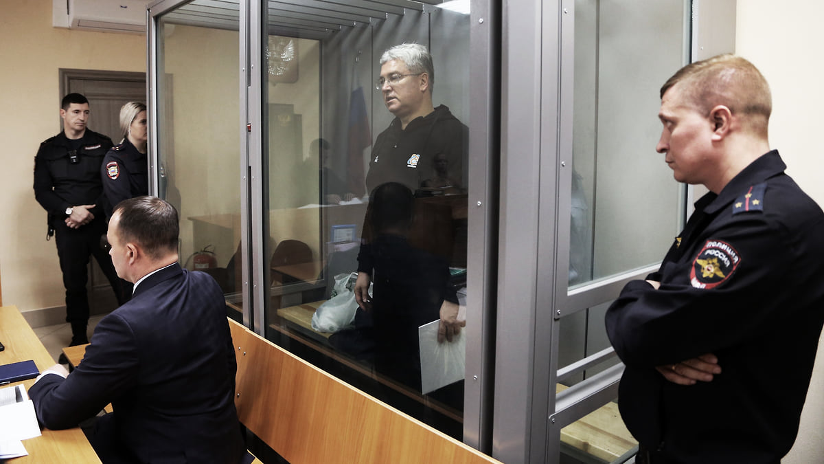 Уголовное дело в отношении экс-главы правительства Самарской области передано в МВД РФ