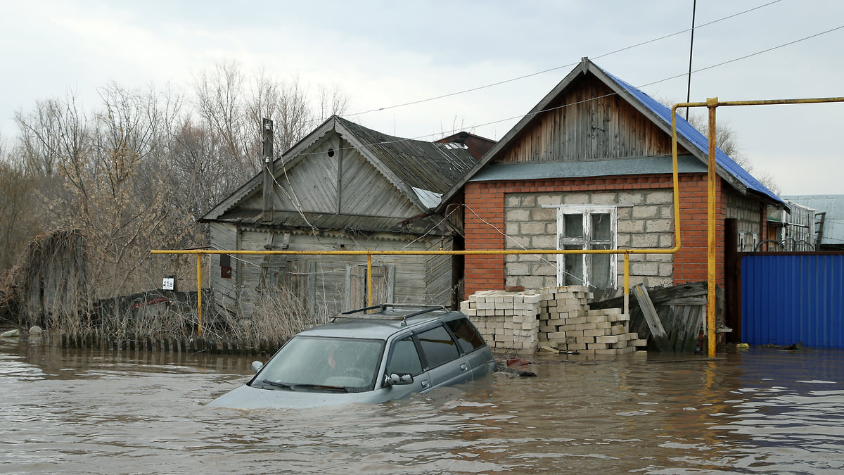 В Самаре может подтопить территории из-за сброса воды Жигулевской ГЭС –  Коммерсантъ Самара