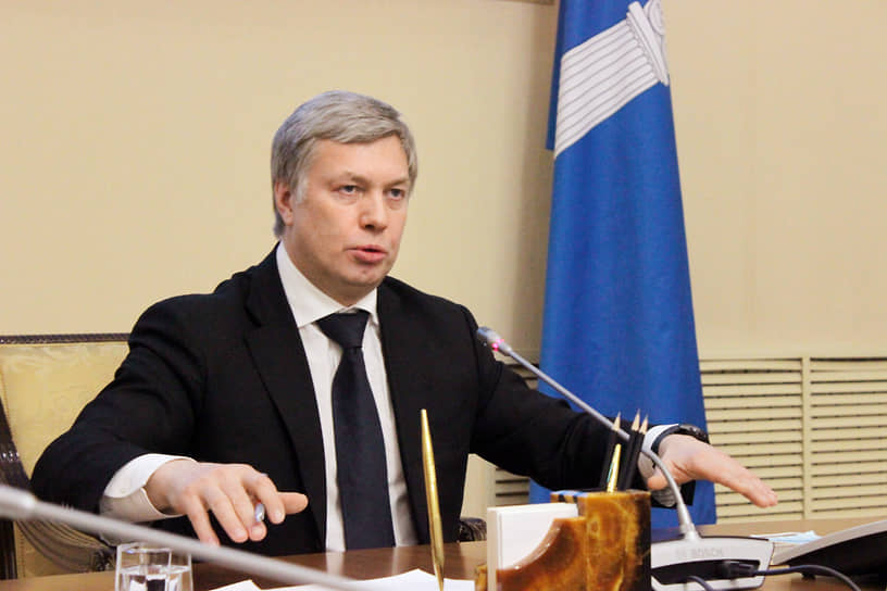 Алексей Русских представил коллективу УлГТУ нового руководителя, который окончил тот же вуз, что и губернатор
