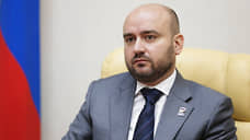 Губернатор Вячеслав Федорищев поздравил футболисток «Крыльев Советов» с победой