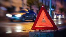 В Самаре Volkswagen провалился в котлован