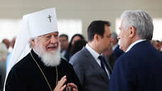 Бывший митрополит Самарский и Новокуйбышевский Сергий служит в самарском храме