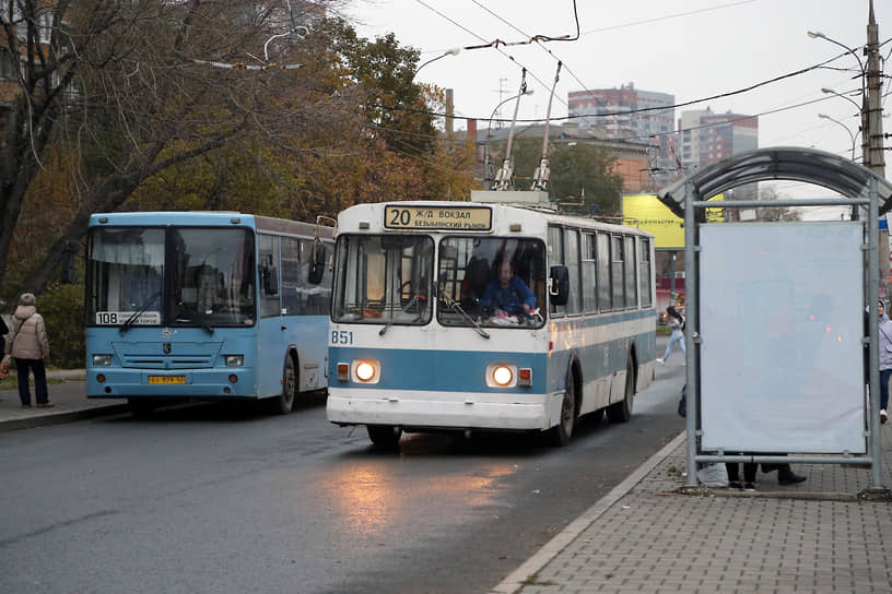 После закрытия троллейбусного движения в Москве самарская троллейбусная сеть входит в четверку старейших из ныне действующих на территории России (после Ростова-на-Дону, Санкт-Петербурга и Донецка)