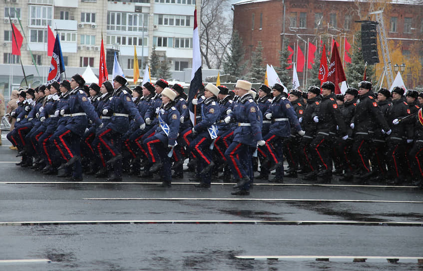 Ульяновскую область представляли 52 юнармейца из военно-патриотического клуба «Пламя»