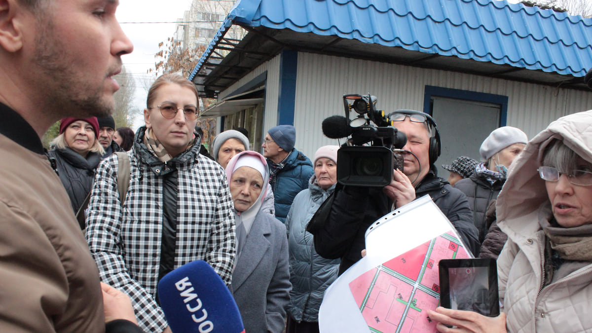 Предпринимателя просят покинуть зону