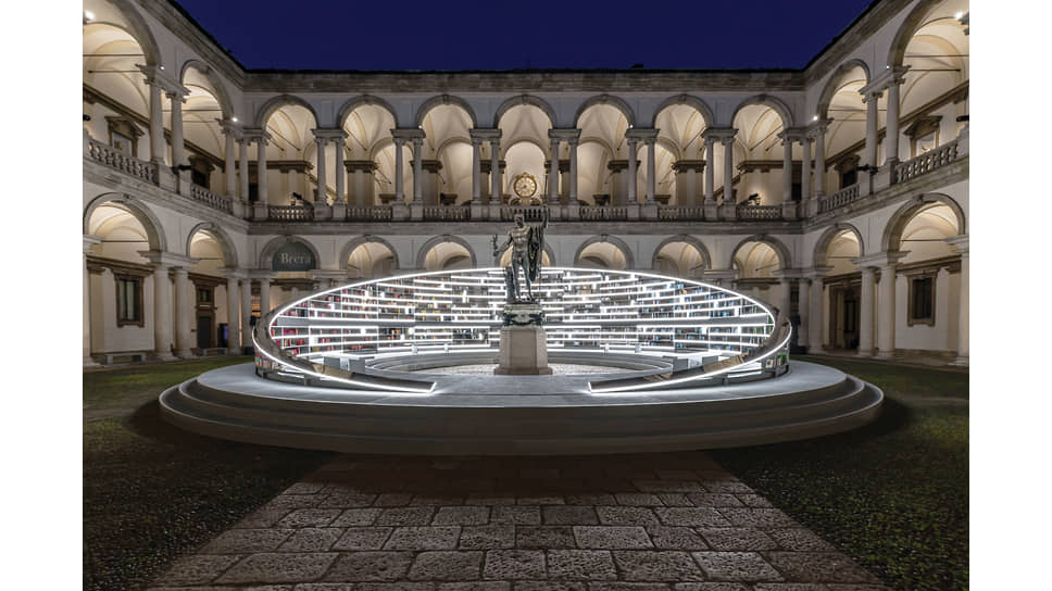 Инсталляция Library of Light
