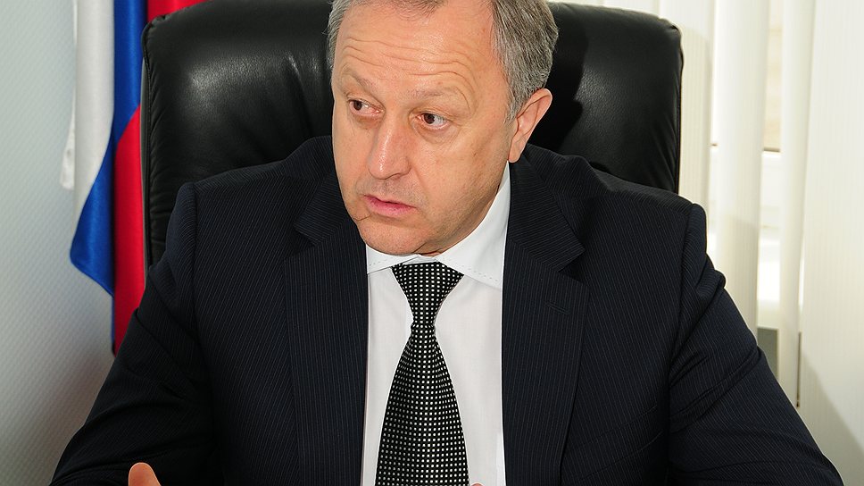 Губернатор области Валерий Радаев призвал партийцев исключить все возможные разногласия на предстоящих праймериз