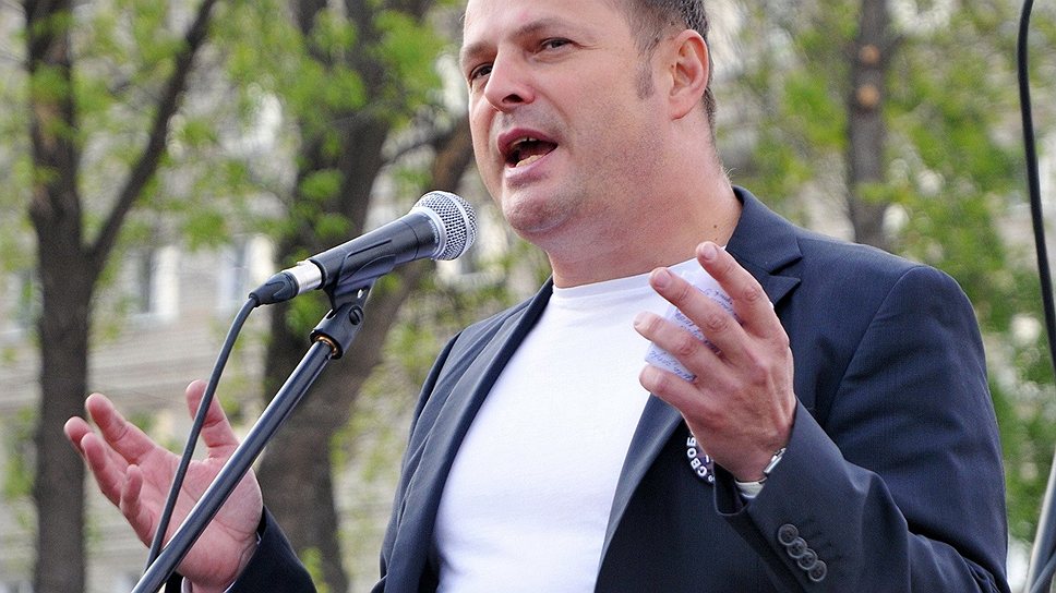 Республиканец Алексей Лукьянов намерен снять оппонента от партии власти с предвыборной гонки