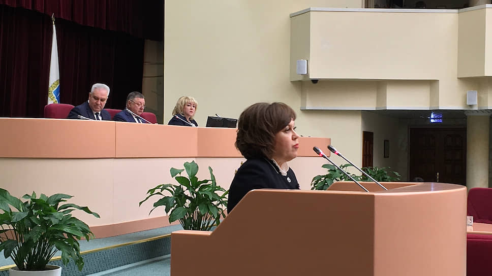 Валентина Гречушкина останется работать в правительстве советником губернатора