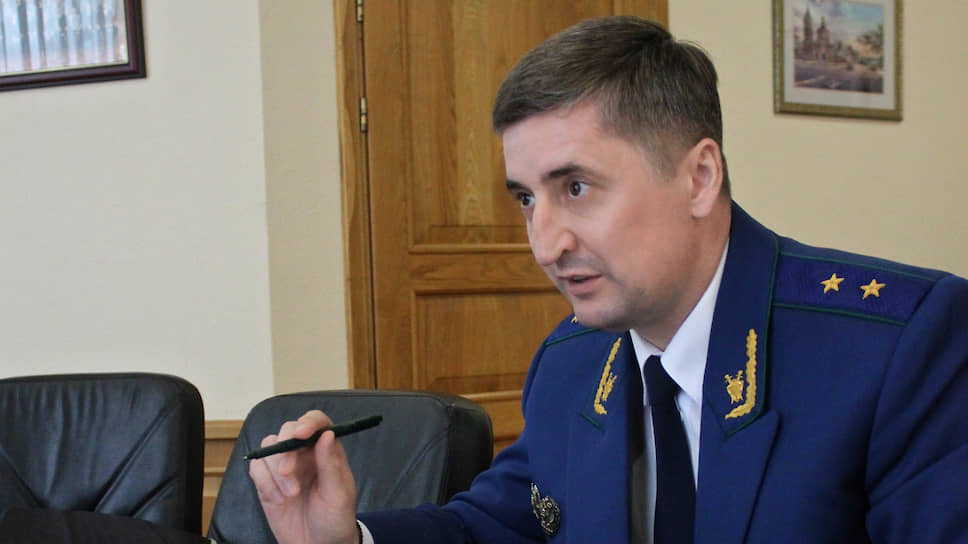 Прокурор Сергей Филипенко указал главному санврачу области на ненужную полемику