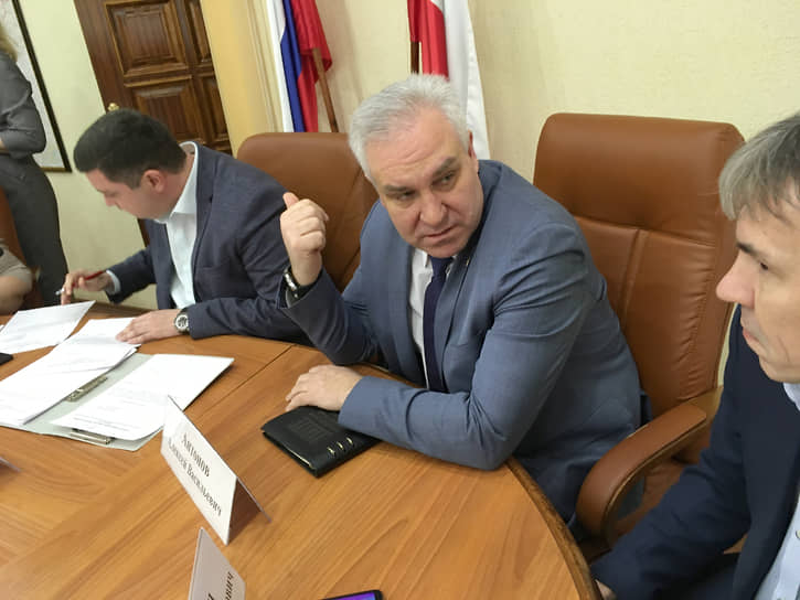 Депутат Алексей Антонов рекомендует коллеге из КПРФ отключить монетизацию YouTube 