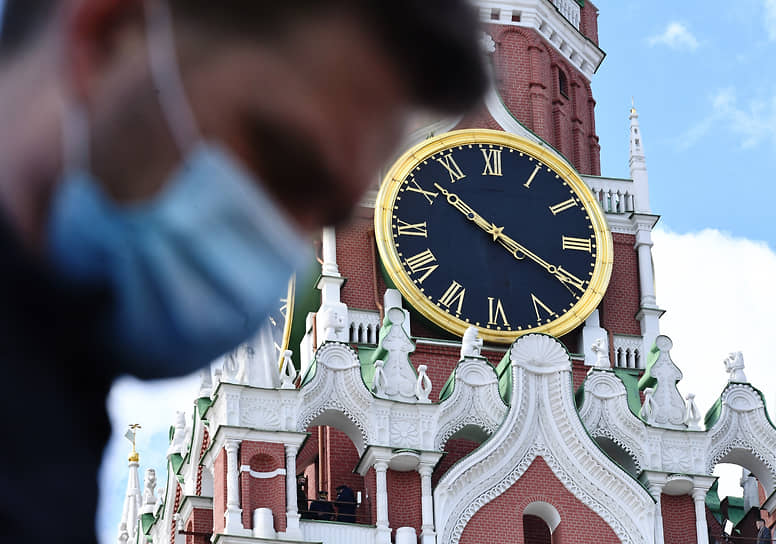 Волгоградцы могут вновь отказаться от московского времени