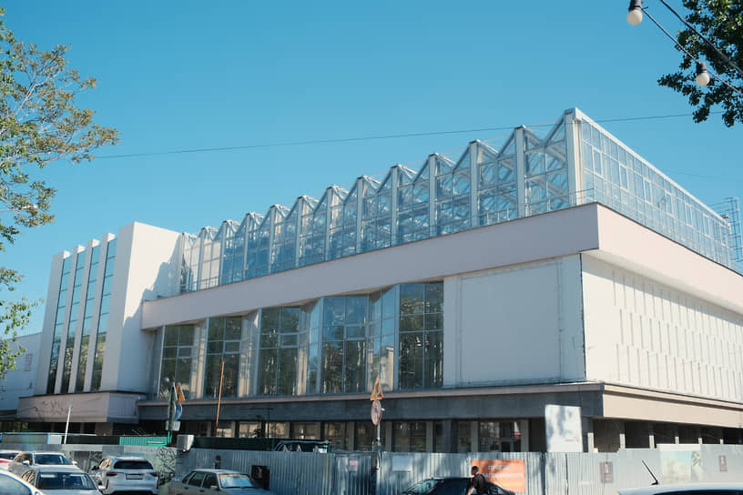 Кинотеатр «Октябрь» построили в 1909 году