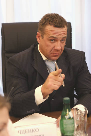 Олег Грищенко был и политиком, и бизнесменом - в активы его семьи до сих пор входит не только недвижимость, но и Саратовское предприятие городских электрических сетей