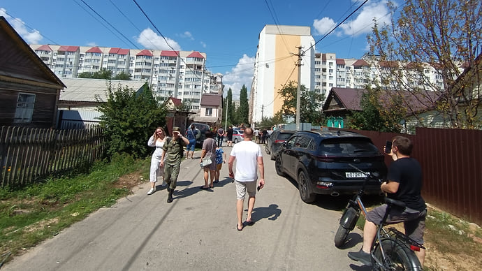 Хлопок сорвал крышу