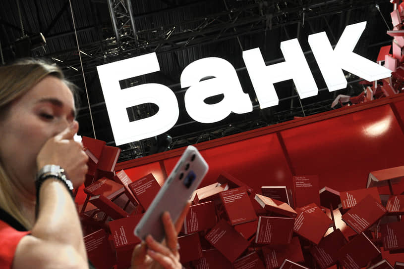 Алексей Тюленев приобрел долю в банке «Агора» в декабре 2021 года
