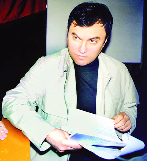 В 1986 году Вячеслав Володин окончил Саратовский институт механизации сельского хозяйства (СИМСХ) им. М.И. Калинина по специальности «инженер-механик». В 1989 году там же защитил кандидатскую на тему «Разработка и обоснование параметров весового дозирующего устройства стебельных кормов», став кандидатом технических наук