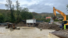 В селе Туапсинского района развернули канатную переправу после размыва дороги