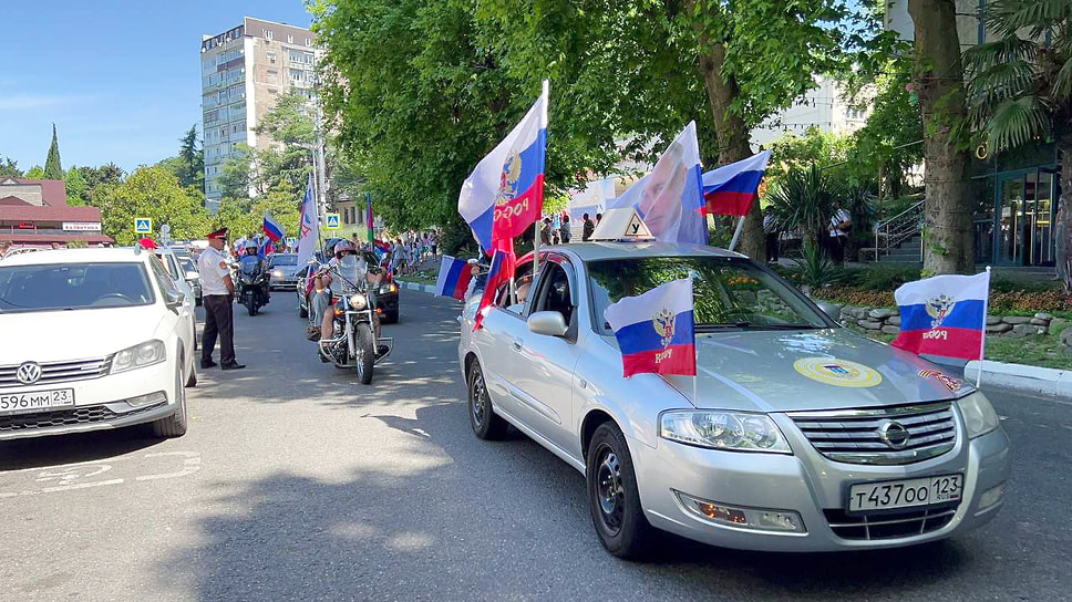 В городе прошли авто- и мотопробеги