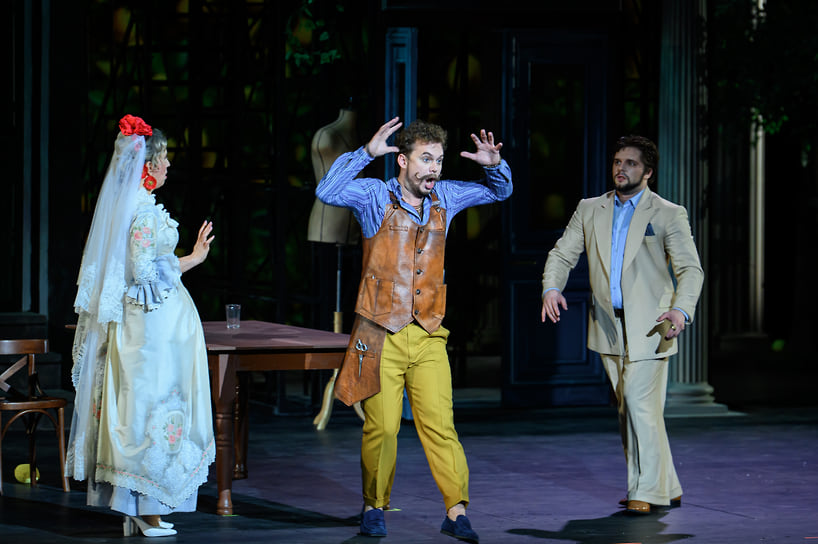 До представления с артистами работал коуч-лингвист Филиппо Десси