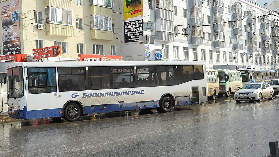 «Башавтотранс» включился в борьбу с частными перевозчиками на своих маршрутах снижением стоимости проезда