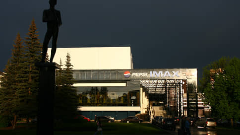 В банкротство добавили «Искру» // Уфимский кинотеатр выставлен на продажу