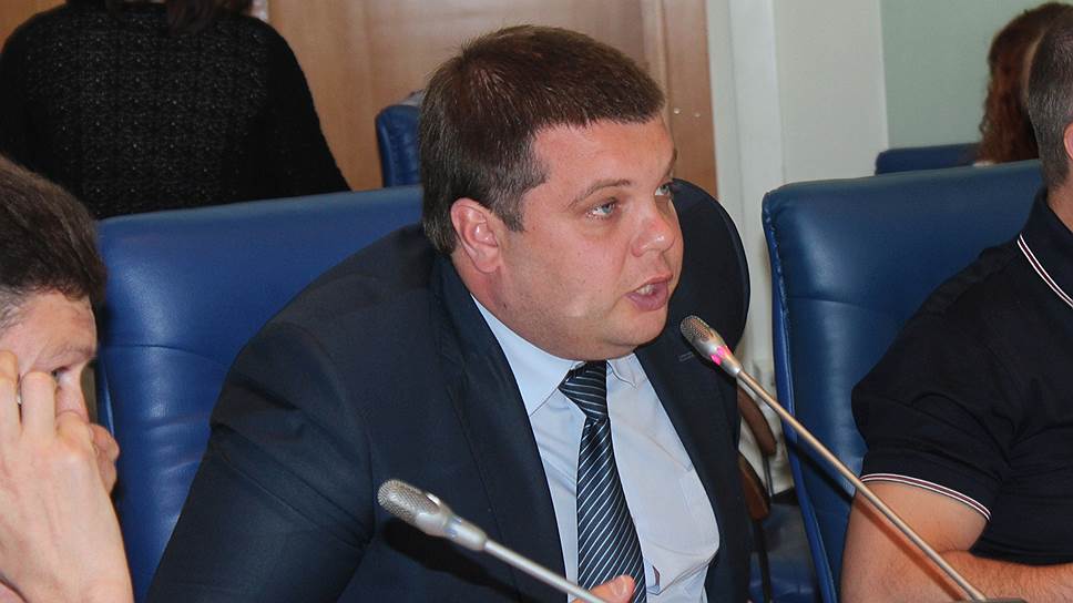 Самый молодой депутат уходящего состава волгоградской облдумы Сергей Попов борьбу в одномандатном округе ведет впервые