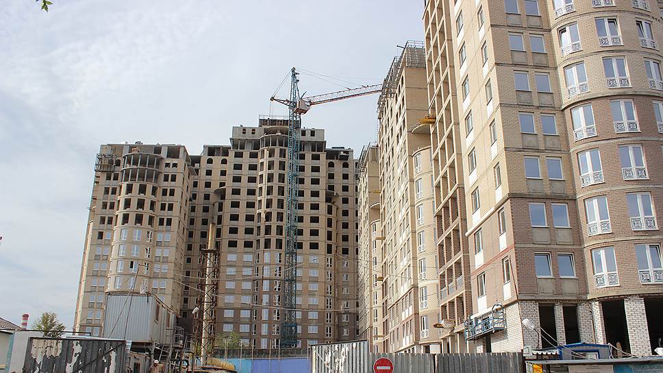 Строительная отрасль Волгограда сократила объем долгов, но падает в количестве сданных домов