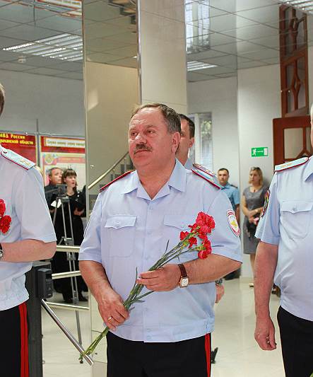 На новом месте Григорию Кулику советуют «со всеми дружить»