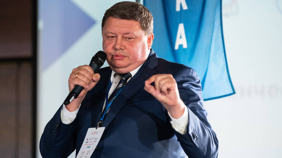 Воронежскому депутату Александру Сысоеву пока не удается убедить суд в реальности выкупленного долга