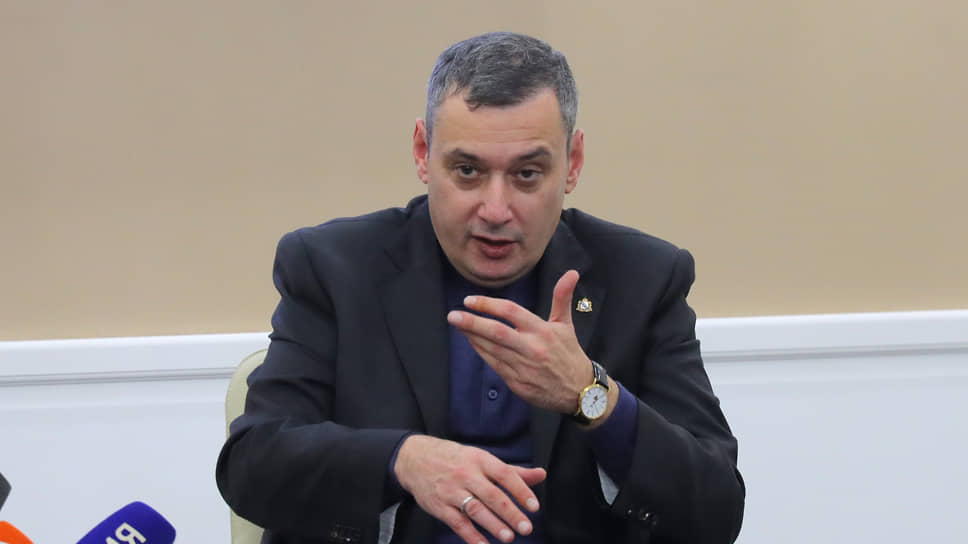 Недовольство Александра Хинштейна рекламными торгами услышали ФАС и участники рынка