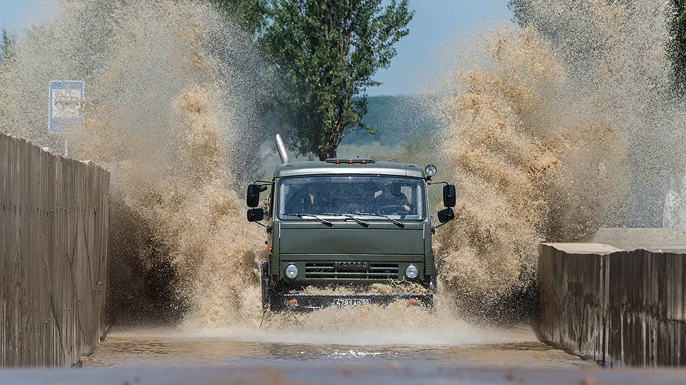 Конкурс «Мастера автобронетанковой техники» традиционно проходит в Острогожске. Здесь располагается профильный военный учебный центр