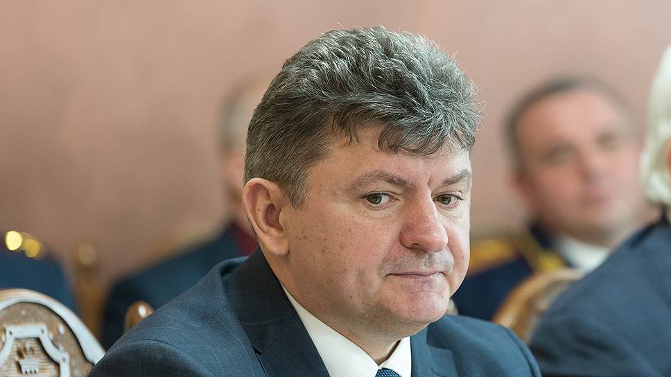 Председатель Воронежского областного суда Василий Тарасов