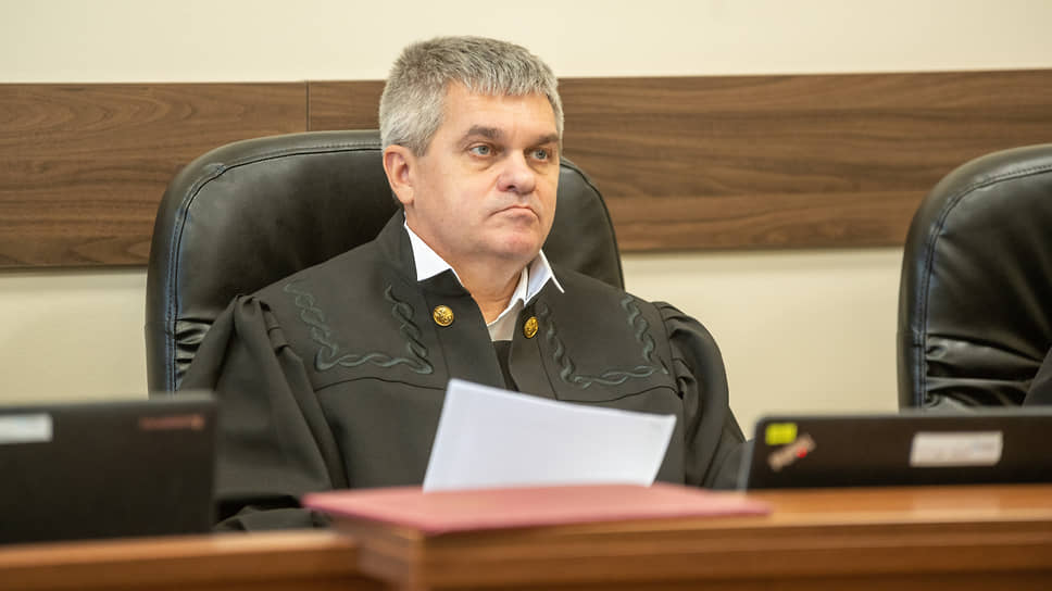 Александр Бумагин
