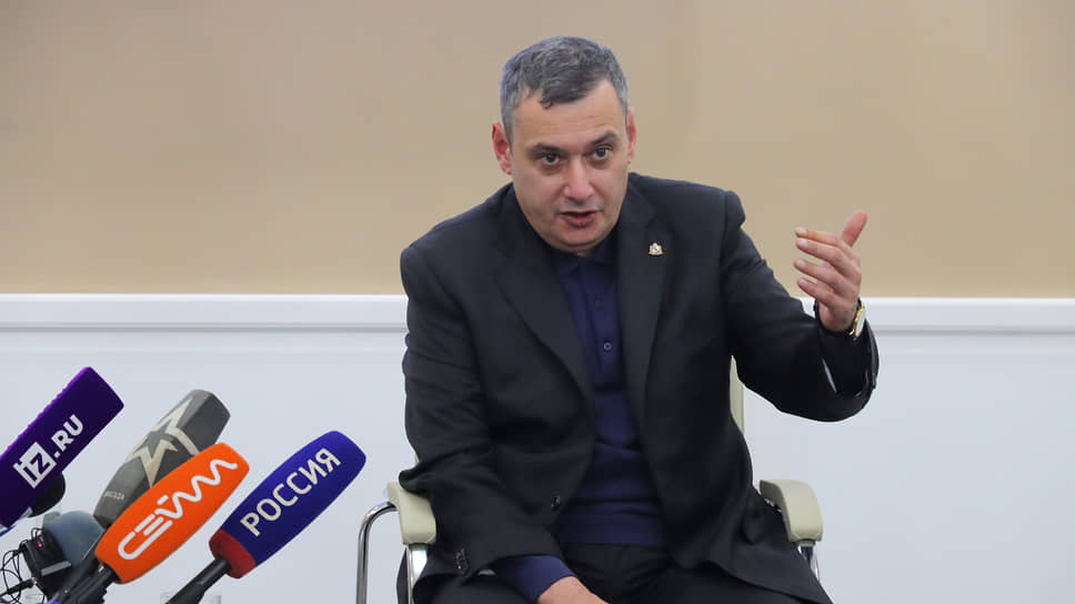 Александр Хинштейн