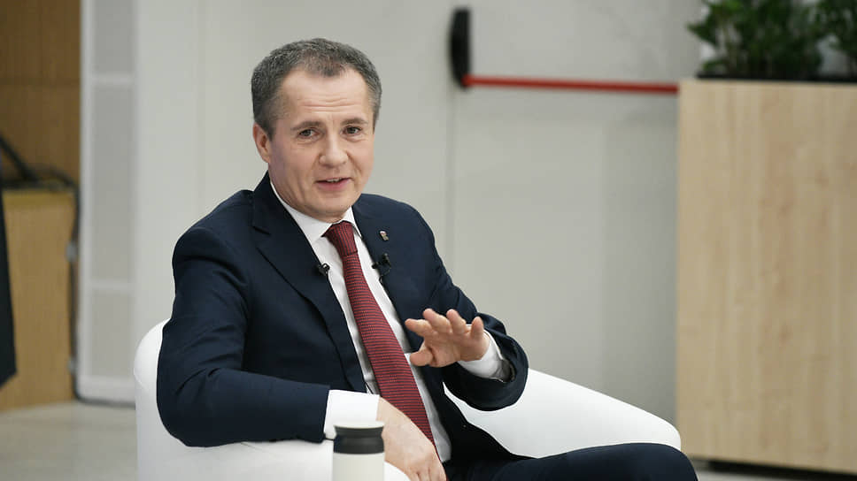 Вячеслав Гладков поднял вопрос очередности восстановления имущества в середине июня