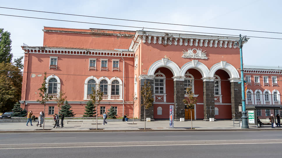 Дом офицеров в Воронеже 