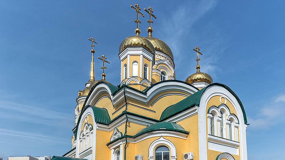 Никольский липецк. Храм на Водопьянова в Липецке. Храм всех святых (Липецк). Никольский храм города Липецка. Липецк Церковь на 15.