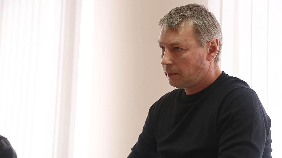 Обвиняемый во взяточничестве белгородский полицейский пообещал назвать заказчиков своего дела