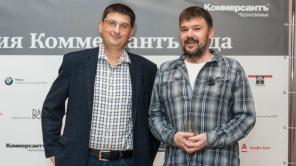 Первый редактор «Ъ-Черноземье» – в 2002 году — Андрей Черваков (слева) и Станислав Дитятев на церемонии вручения премии «Коммерсантъ года»