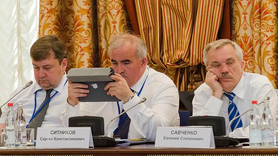 На совместном выездном заседании Совета при полномочном представителе Президента РФ в ЦФО. Май 2013 года.