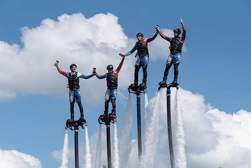 Выступление Fly Bord