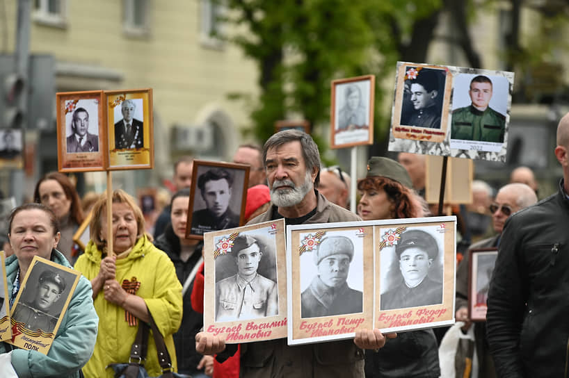 Акция «Бессмертный полк» в этом году собрала 47 тысяч воронежцев