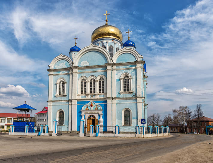 Собор Тихвинской иконы Божией матери в городе Данков Липецкой области