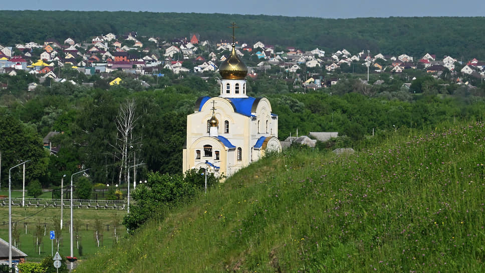 Храм Николы Ратного в Шебекине