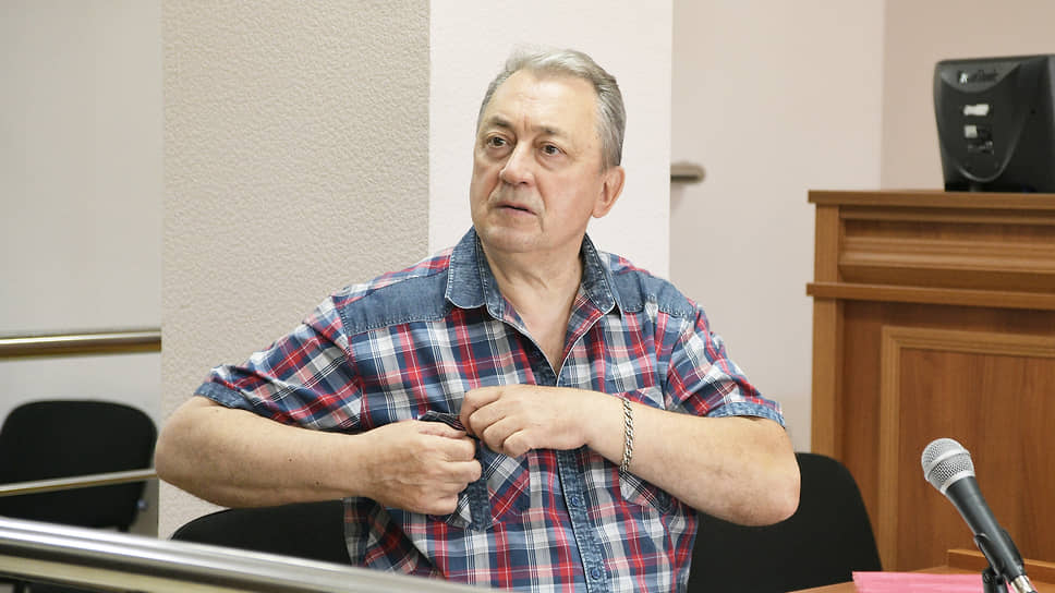 Защищал воронежского «стрелка» адвокат Виктор Гениевский 