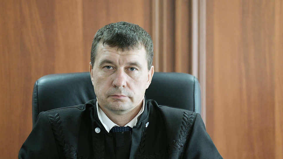Решение по делу на основании вердикта присяжных выносил судья Максим Петров